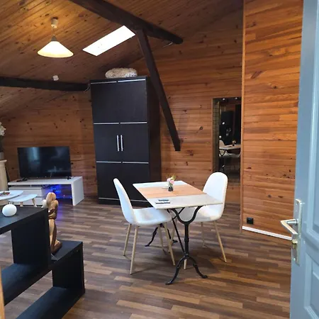 Le Apartment *